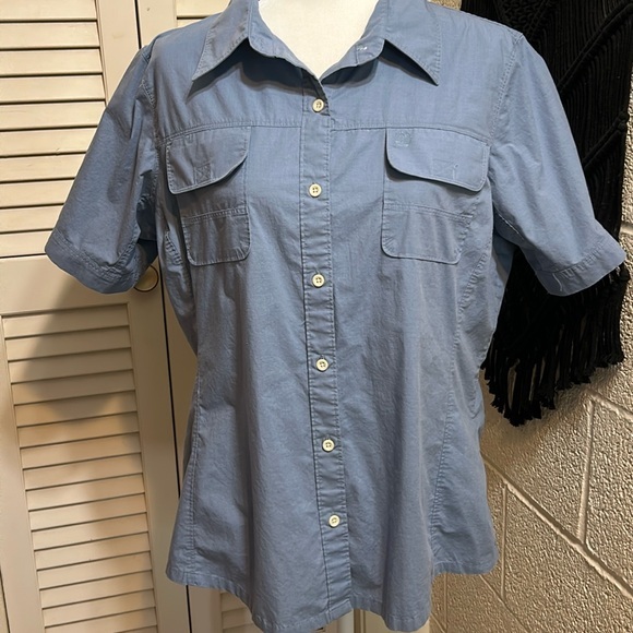 Timberland Xl Short Sleeve Button Down Shirt With Front Pockets And Side Pockets